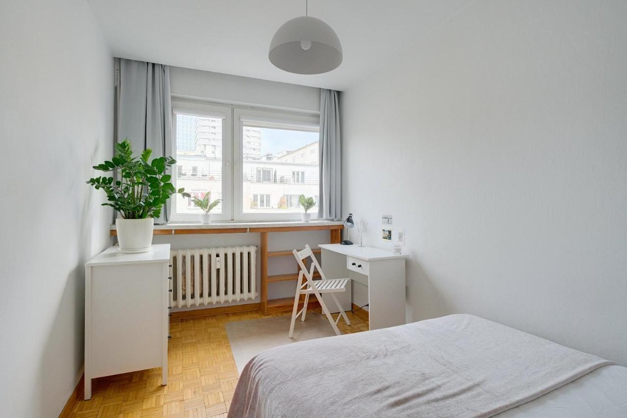 2 Bedroom Apt In Heart Of Warsaw Zgoda 9 Tv70 מראה חיצוני תמונה